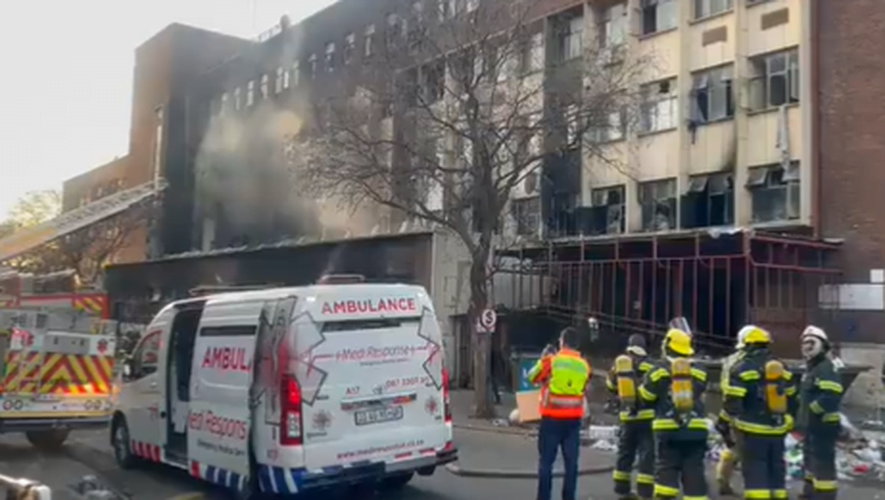 Afrique du Sud : au moins 52 morts dans l'incendie d'un immeuble à Johannesburg