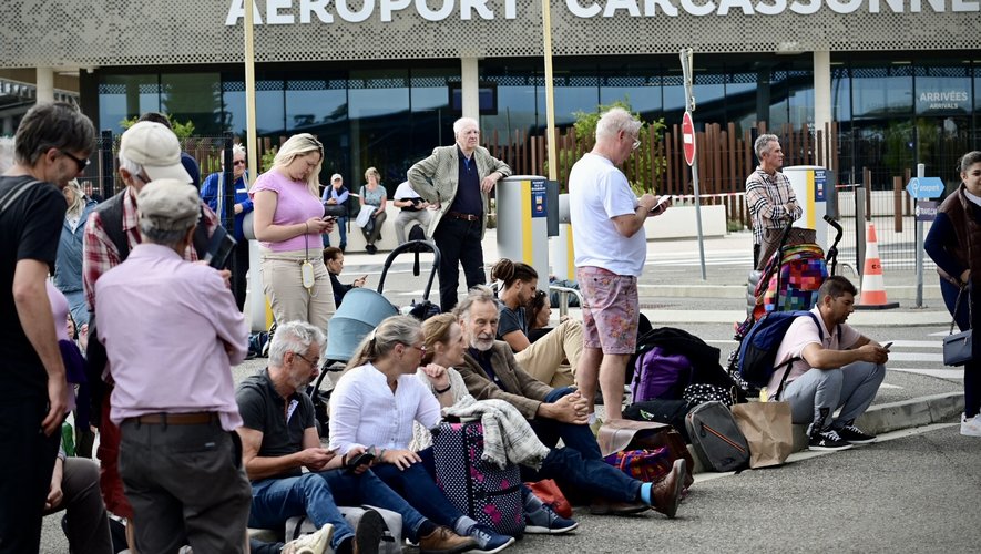 Alertes à la bombe dans des aéroports de France : 150 personnes évacuées à Carcassonne