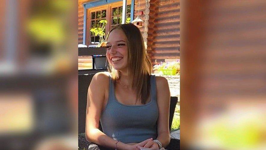 Disparition de Lina dans le Bas-Rhin : "Entre 20 et 40 ans", "une légère barbiche", le dernier homme à avoir vu l'adolescente dans une voiture décrit le conducteur