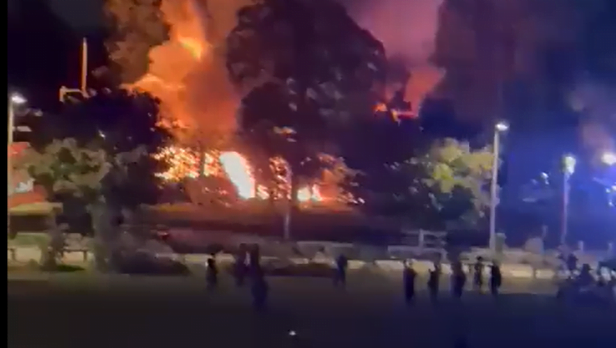 Violent incendie sur le campus de l'école de commerce HEC : "Il ne reste plus que les murs de l’amphi"