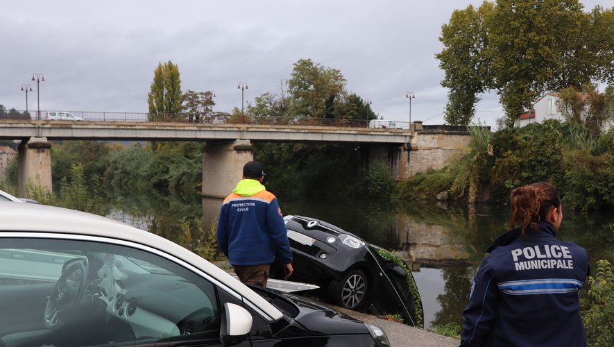 Limoux : une voiture tombe dans l'Aude
