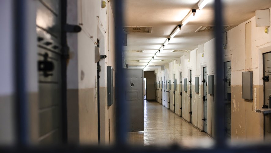 Scandale sexuel dans une prison : des surveillants pénitentiaires organisaient des ébats pendant le service avec des tirages au sort
