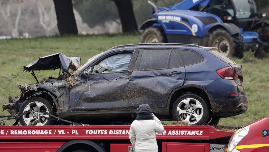 Agricultrice et sa fille tuées sur un barrage routier dans l'Ariège : "Il n'a pas vu le mur de paille", le conducteur de la voiture a bien contourné volontairement le dispositif de sécurité