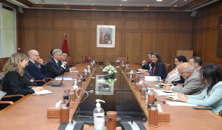 Mme Fettah s'entretient avec le Vice-Président de la Banque mondiale pour la région MENA Ferid Belhaj