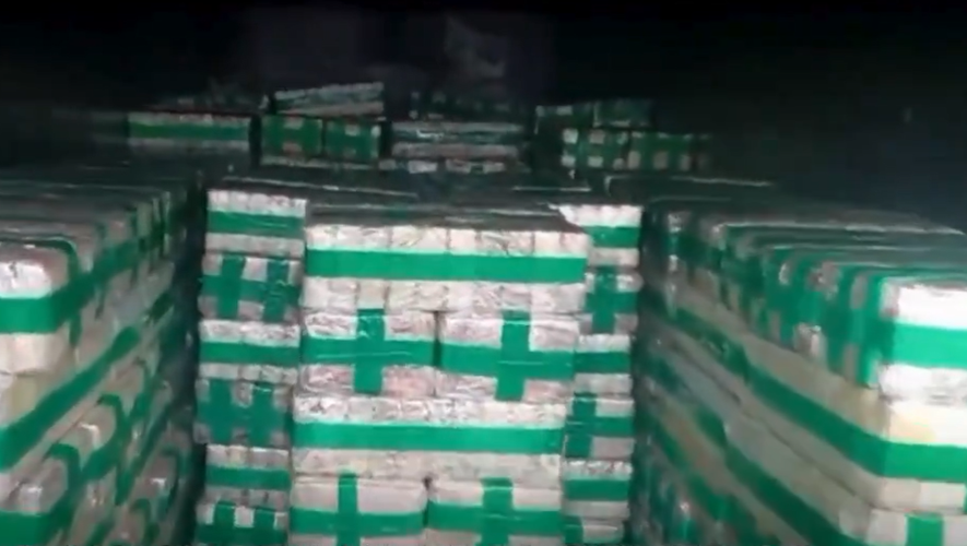 VIDEO. Espagne : Huit tonnes de cocaïne ont été saisies par la police au port d'Algésiras