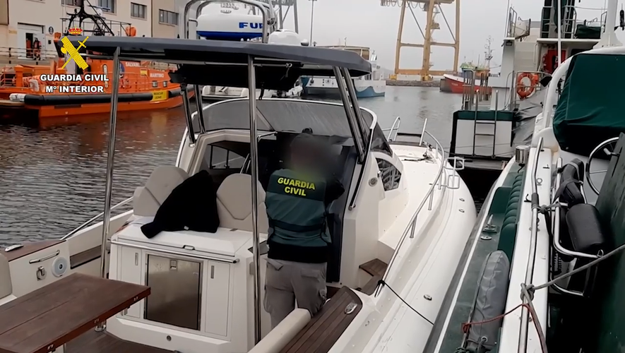 VIDEO - Ils volent un puissant bateau à 400.000 euros pour ramener de la drogue du Maroc sur la Costa Brava