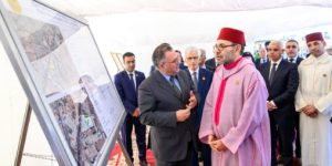 Fondation Mohammed V pour la Solidarité : SM le Roi pose à Casablanca la première pierre d’un Centre médical de proximité et lance la 2ème phase du programme des Unités Médicales Mobiles Connectées
