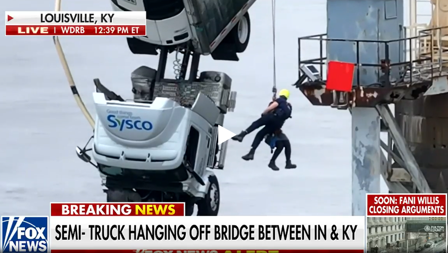 Prisonnière de son camion suspendu dans le vide : le sauvetage miraculeux de la conductrice au-dessus des eaux glacées de l'Ohio