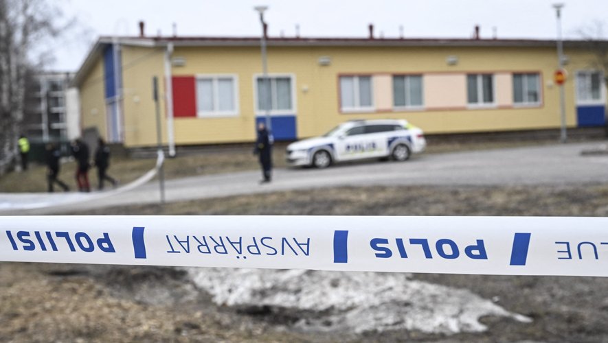 Enfant de 12 ans tué dans une école en Finlande : Le garçon auteur de la fusillade était victime de harcèlement