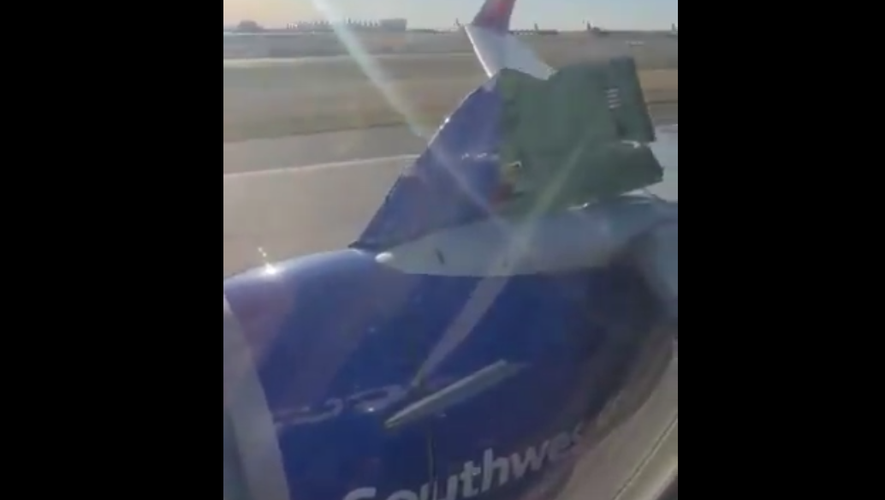VIDEO - Nouvelle scène effroyable dans un Boeing : la protection d’un moteur s’arrache au décollage, l’avion effectue un atterrissage d’urgence