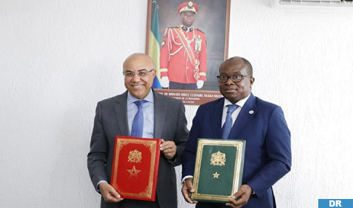 Enseignement supérieur: Signature à Libreville d’un protocole d’accord de coopération entre le Maroc et le Gabon