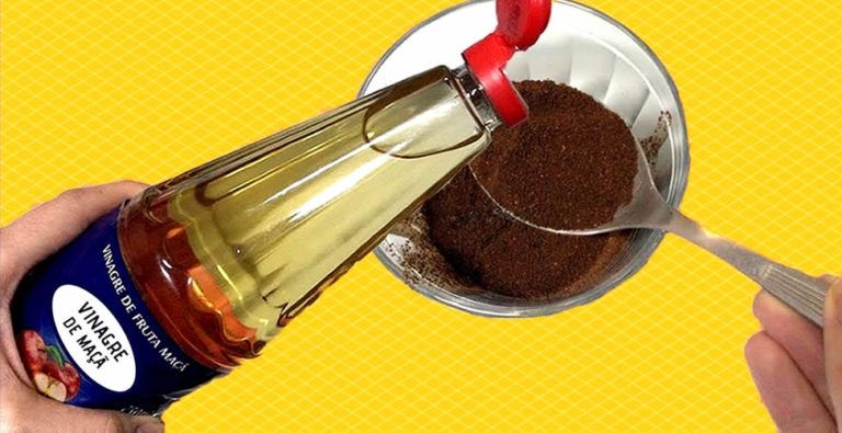 Notez cette recette : Le mélange du café et du vinaigre pour les rides , les points noirs et pour la peau